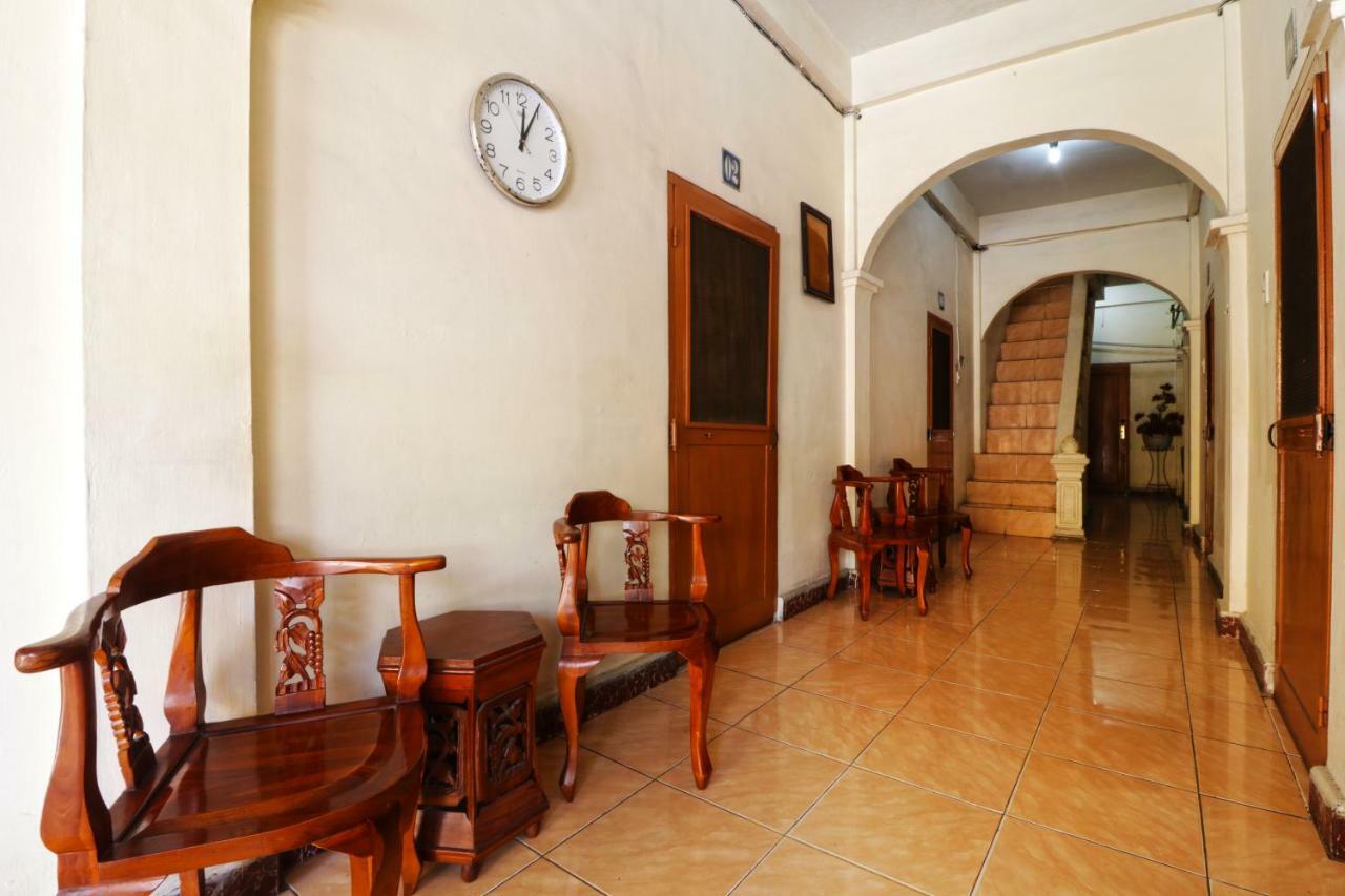 Hotel Wisma Yuli Syariah Medan Zewnętrze zdjęcie