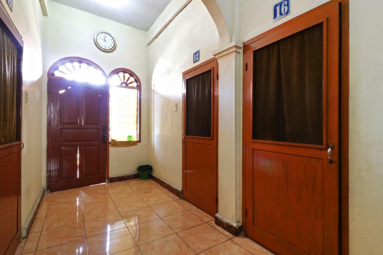 Hotel Wisma Yuli Syariah Medan Zewnętrze zdjęcie