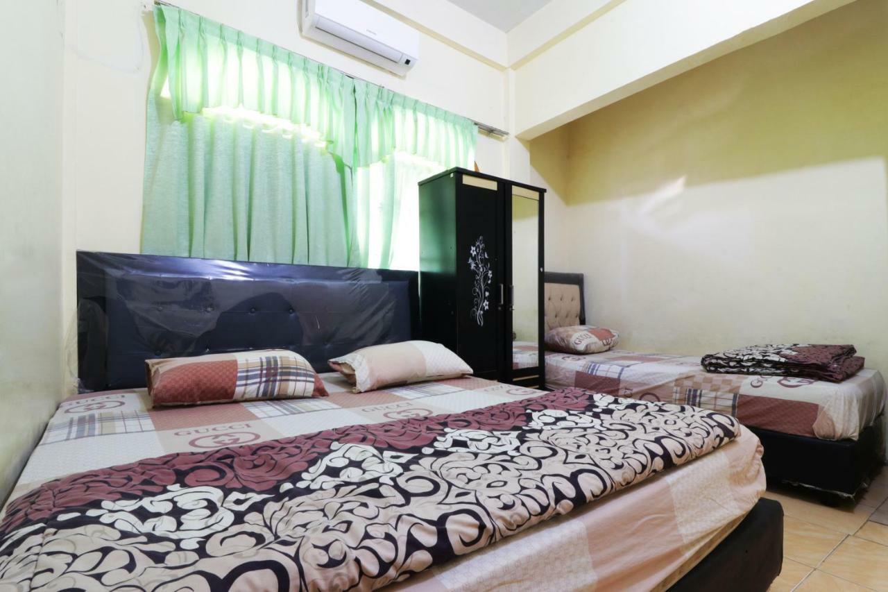 Hotel Wisma Yuli Syariah Medan Zewnętrze zdjęcie