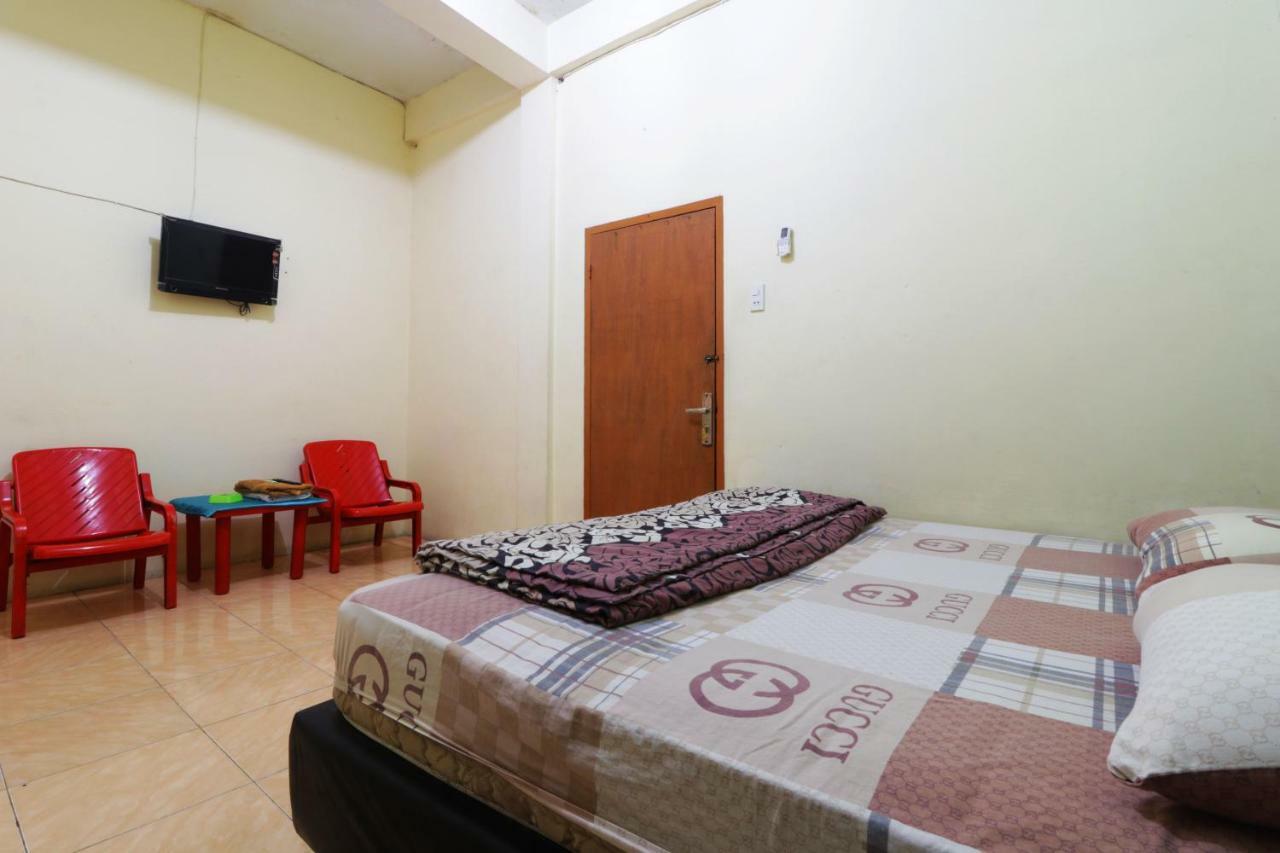 Hotel Wisma Yuli Syariah Medan Zewnętrze zdjęcie